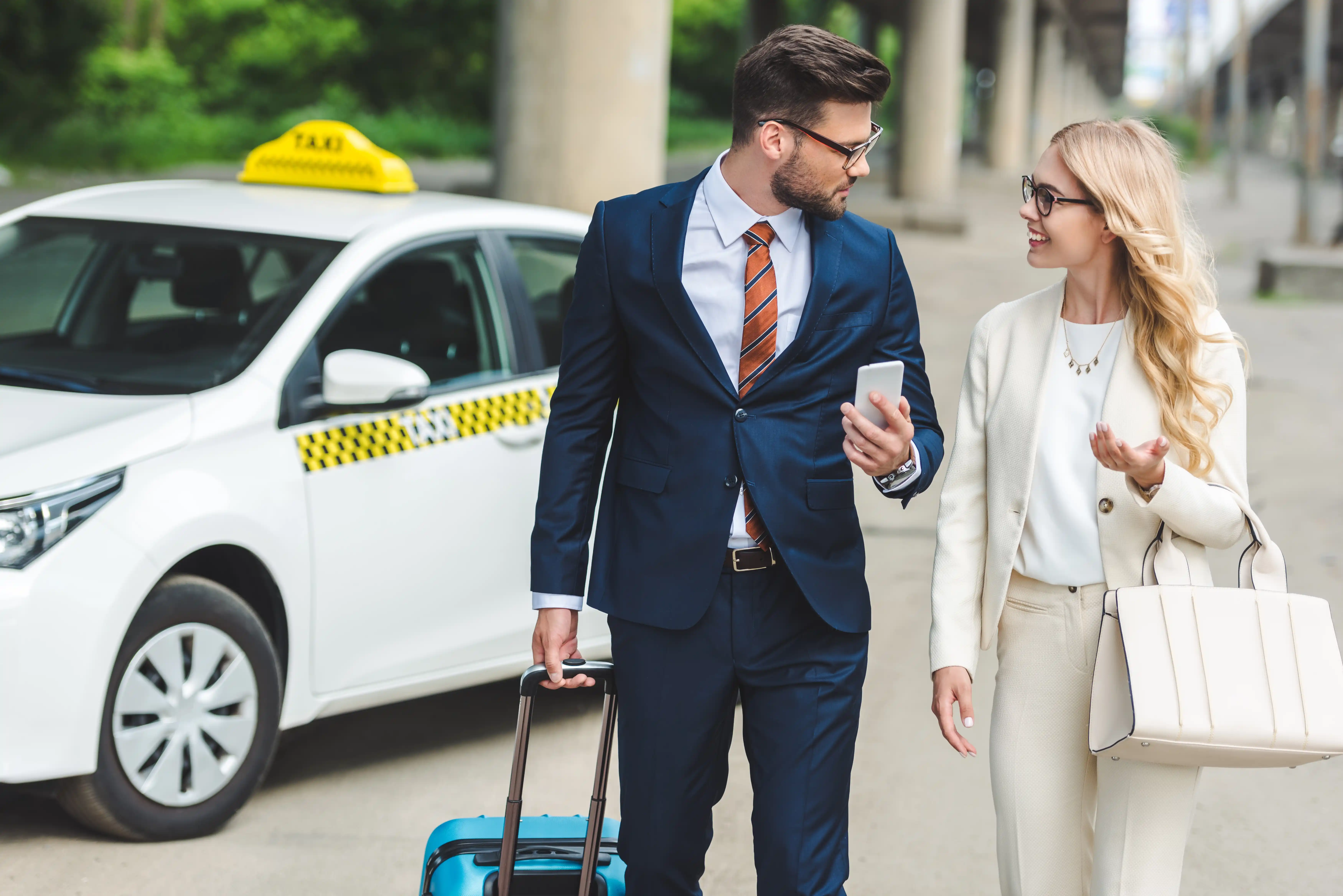 Looking for taxis at Cancun Airport? Discover why Cabsi is your best choice